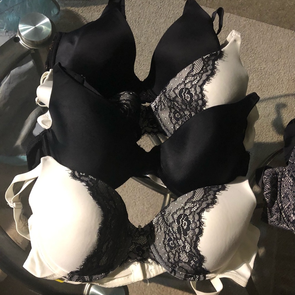 Maidenform bra bundle